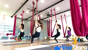 Flying Yoga Cat Simpang Ampat Aerial Yoga - Simpang Ampat