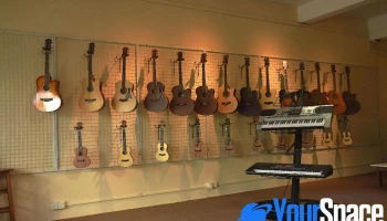 Hop Music - Jalan Meranti