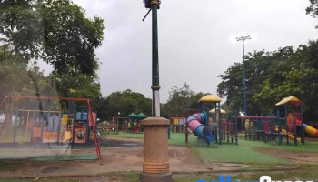 Taman Permainan kanak - kanak ( Pekan Lumut, Perak ) - Perak