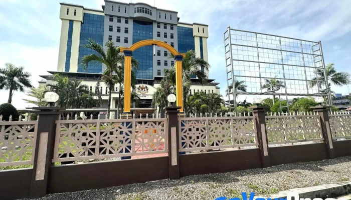 Bangunan Persekutuan Kangar - 01560 Kangar