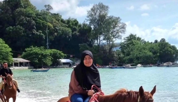 Beach Anisalim Horse Riding -  Lokasi - Batu Ferringhi