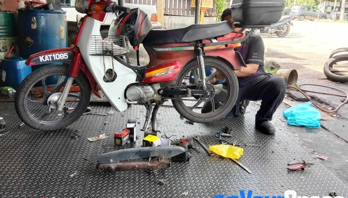 C. Kangsar Motor - 33000 Kuala Kangsar