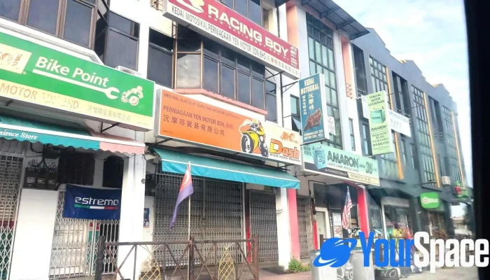 Castrol Bike Point - Perniagaan Yen Motor Sdn. Bhd. - Tkt. Bawah