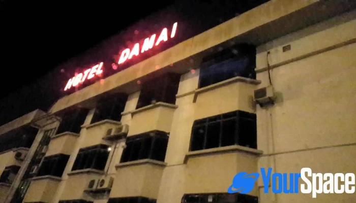 Damai Hotel -  Video - Parit Buntar