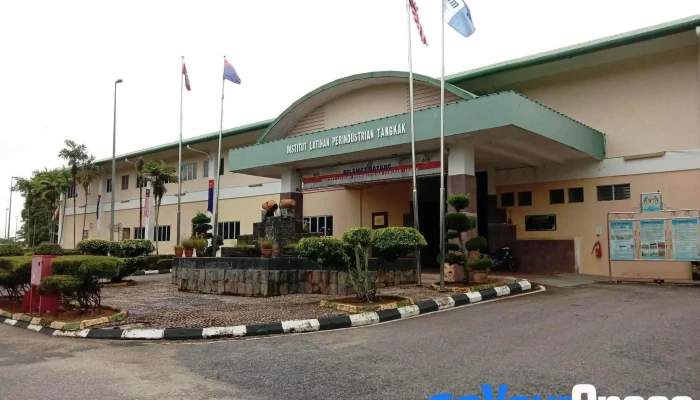 Institut Latihan Perindustrian Tangkak - Jalan Segamat