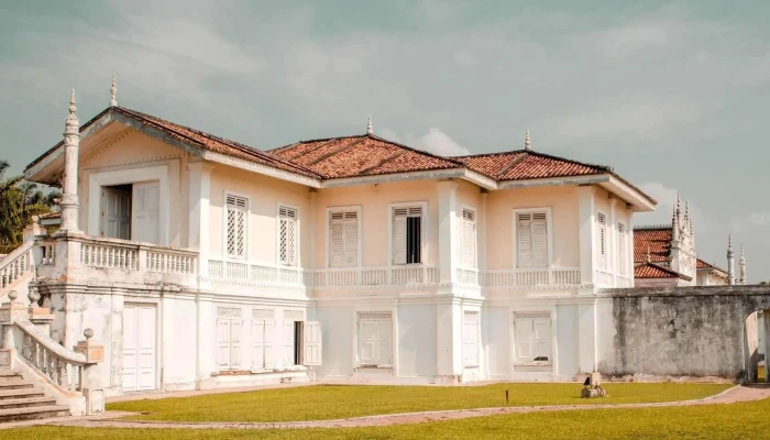 Istana Bandar -  Video - Banting