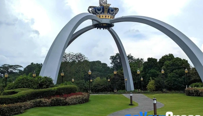 Laman Mahkota Istana Bukit Serene -  Tempat Tarikan Pelancong - Johor Bahru
