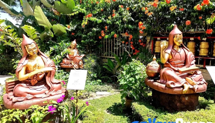 Losang Dragpa Buddhist Society Ldc Kuil Buddha - Petaling Jaya