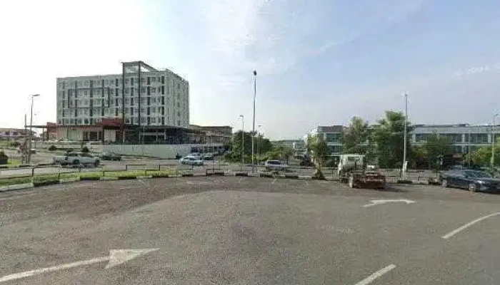 Mad Monkey Fitness -  Street View 360deg - Bintulu