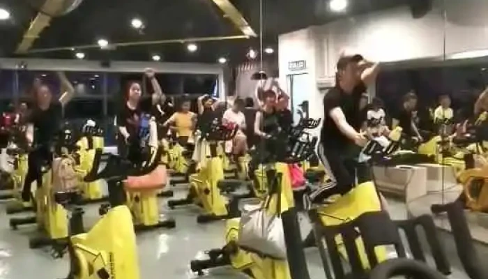 Mad Monkey Fitness -  Video - Bintulu