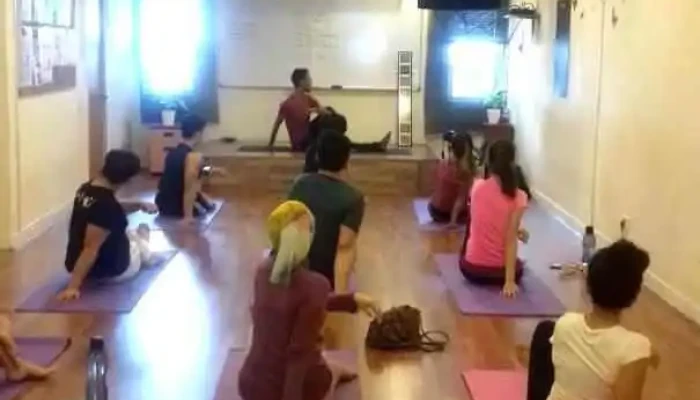 Mayi Yoga Academy Damansara Utama - Petaling Jaya