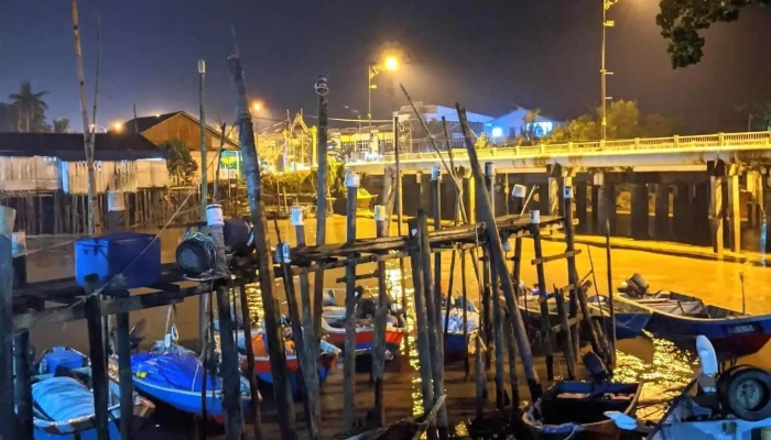 Pantai Pontian Kechil, Pontian, Johor. - 82000 Pontian