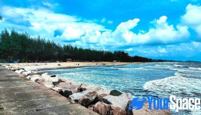 Pantai Pulau Kekabu -  Tempat Tarikan Pelancong - Marang