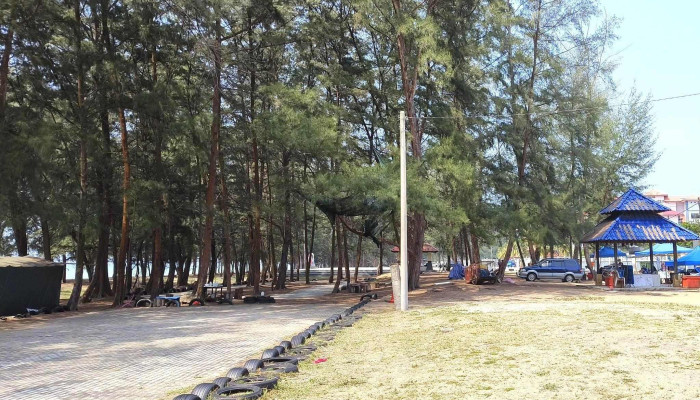 Pantai Teluk Mak Nik -  Video - Chukai