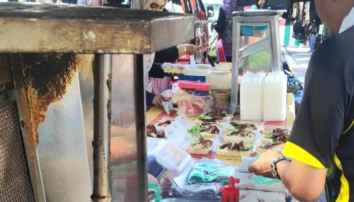 Pasar Malam Sungai Ara -  Ulasan - Bayan Lepas