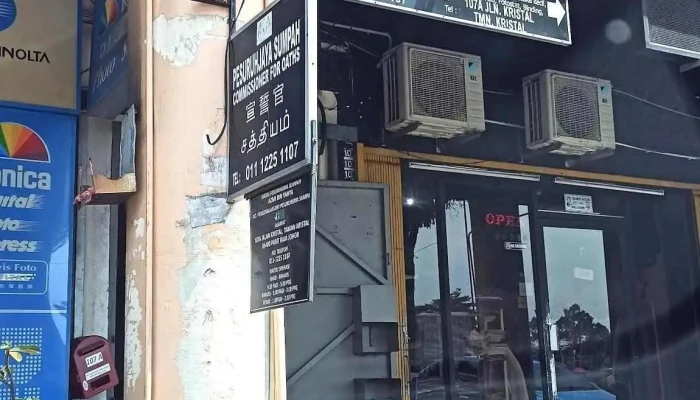 Pesuruhjaya Sumpah Parit Raja - Jalan Kristal