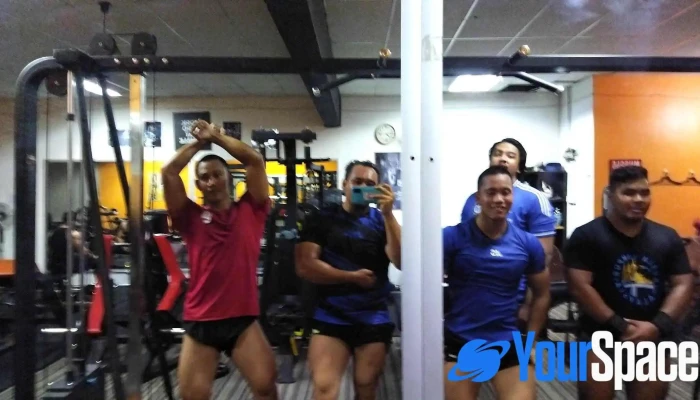 Platinum Gym And Fitness -  Gimnasium - Kota Kinabalu
