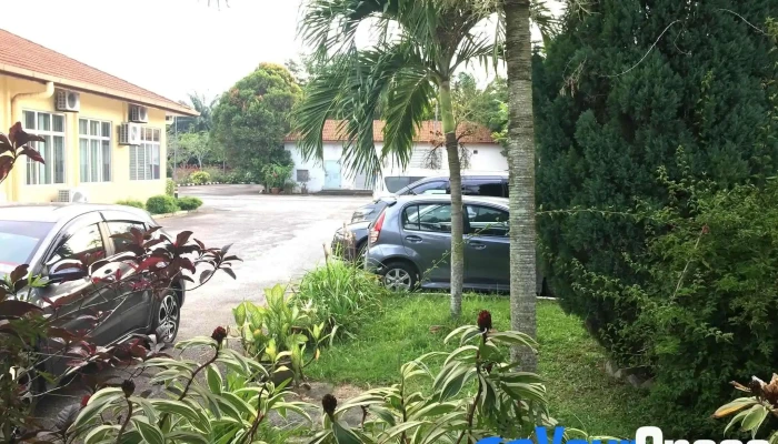 Pusat Jagaan Rumah Kebajikan Calvary Land - Jalan Ke Kampung Ulu Chuchoh Sungai Pelek