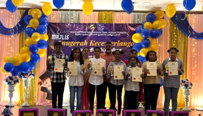Pusat Tuisyen Juara Bestari - Durian Tunggal