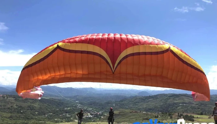 Ranau Paragliding Park -  Tempat Tarikan Pelancong - Ranau