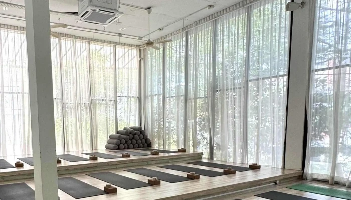 The Flow Studio -    Yoga Pilates Bangsar Berdekatan Saya - Kuala Lumpur