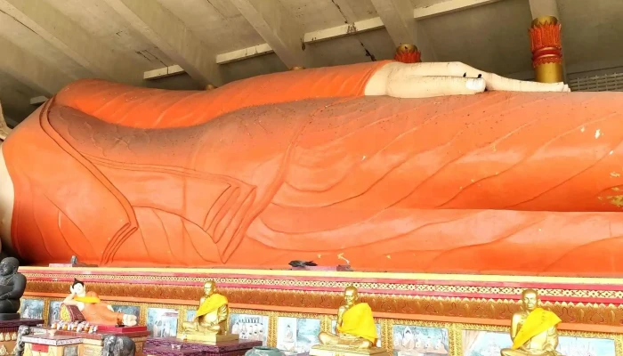 Wat Phothivihan Sleeping Buddha Ulasan - Tumpat
