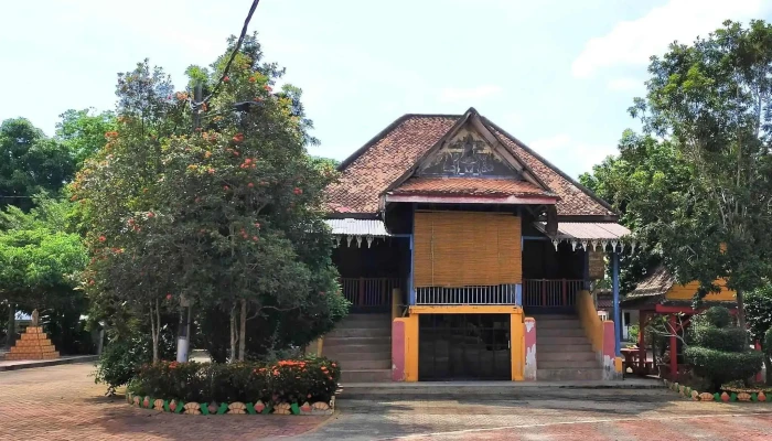 Wat Rajchaphohong Thai Buddhist Temple -  Telefon - Tasek Gelugor