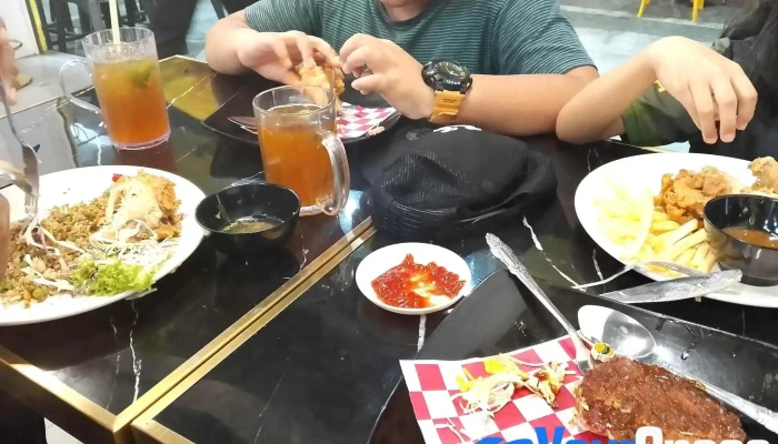 Yuncheezy Burger - Taman Bakri Jaya